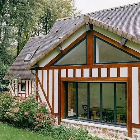 La Harmonie Yourhosthelper Villa *